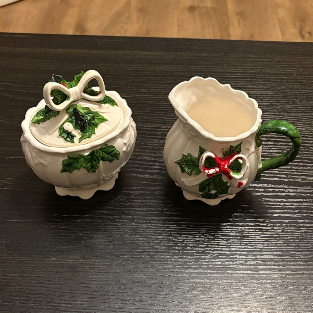 Festive Ceramic Creamer and Sugar Bowl Set with Holly Design